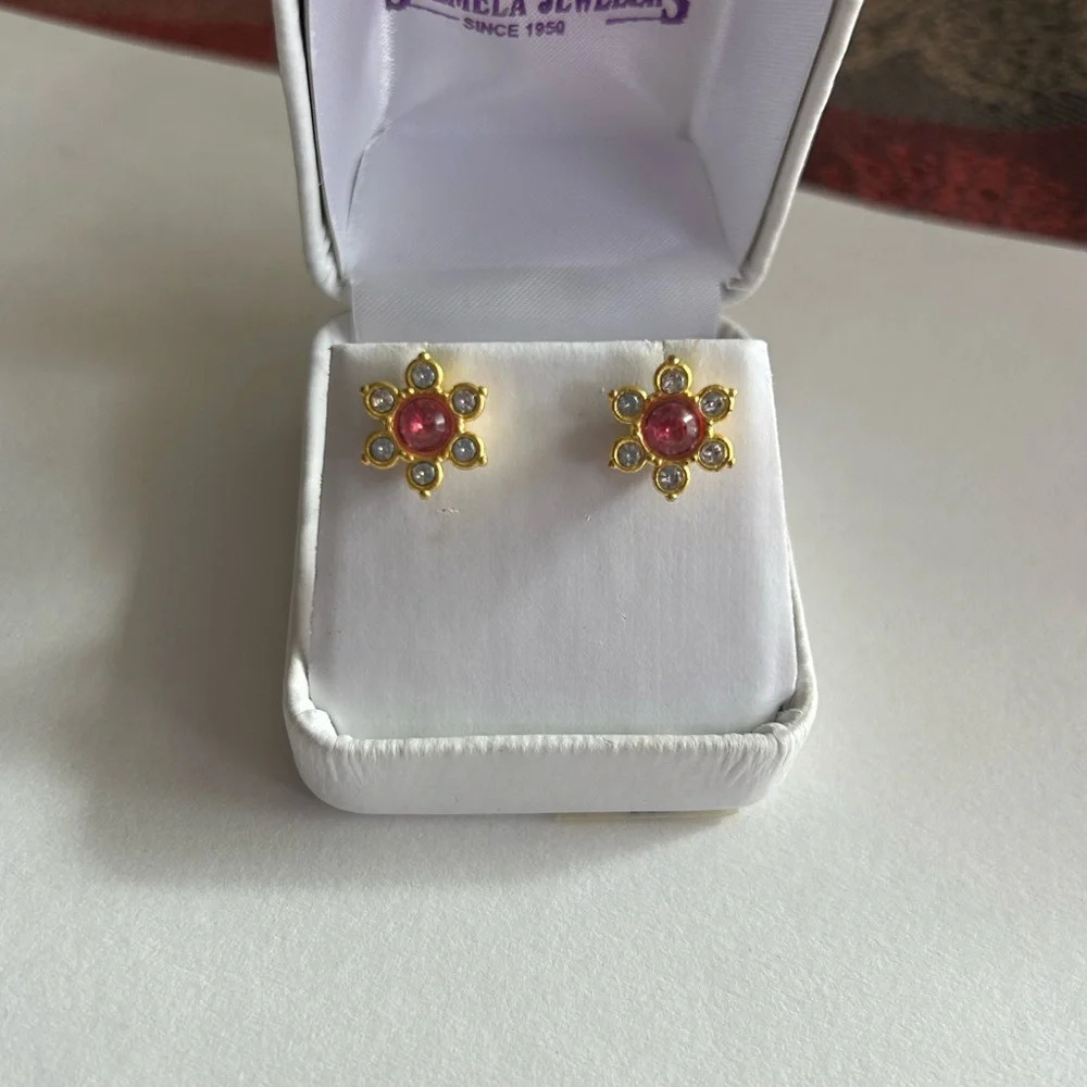 3/$20 Beautiful Pink Crystal Gold Tone Flower Floral Stud Earrings